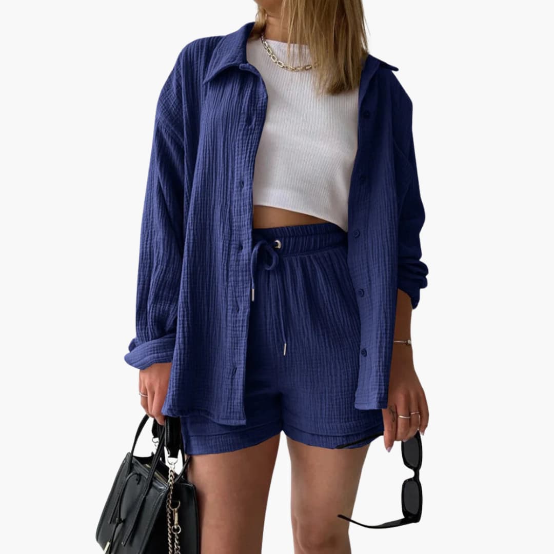 Aurélie  | Elegant and Relaxed Outfit