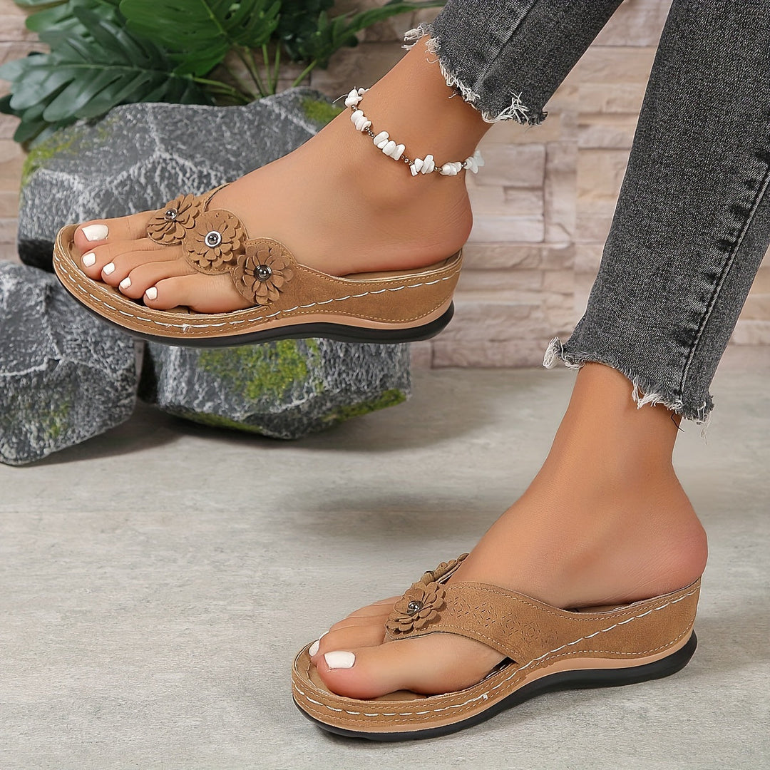 ALIA -  Sandals