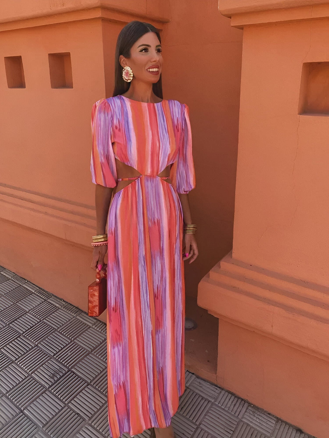 Sola   | Backless Dress