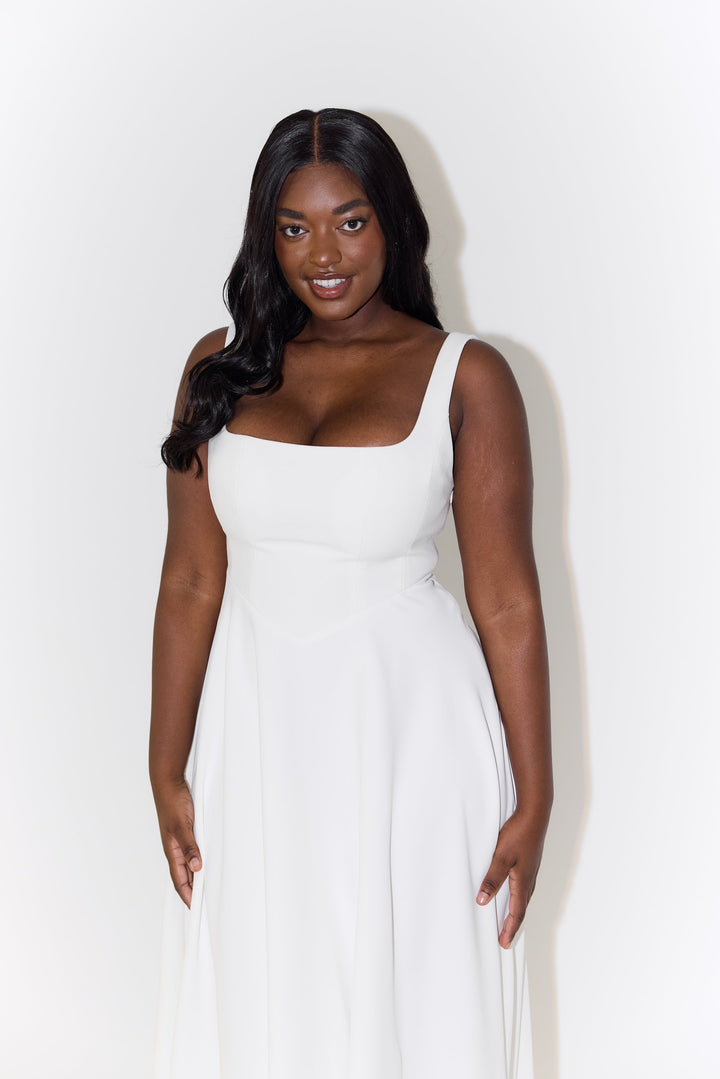 Amelia | Timeless Flowy Midi Dress