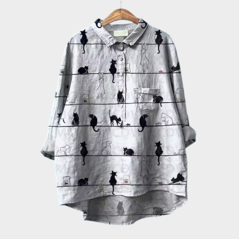 VIVIANA | Oversized Blouse with Watercolor Cats and Cheerful Comfort for Every Moment