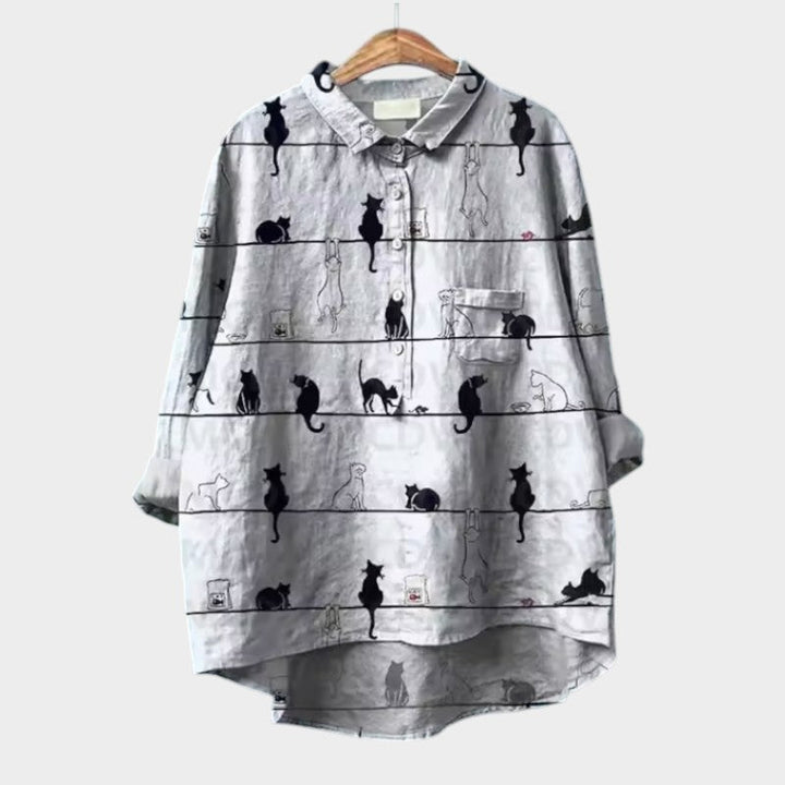 VIVIANA | Oversized Blouse with Watercolor Cats and Cheerful Comfort for Every Moment