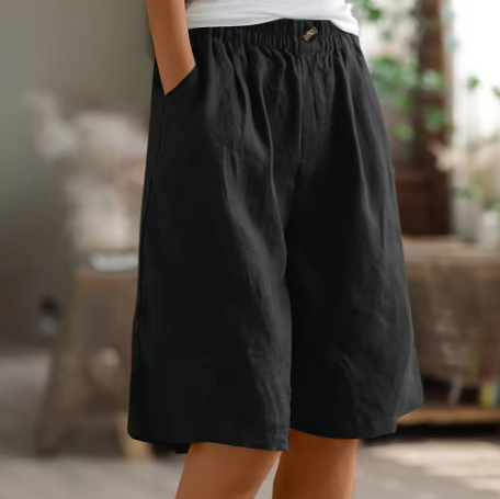 Carmella – Loose shorts for leisure