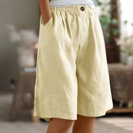 Carmella – Loose shorts for leisure