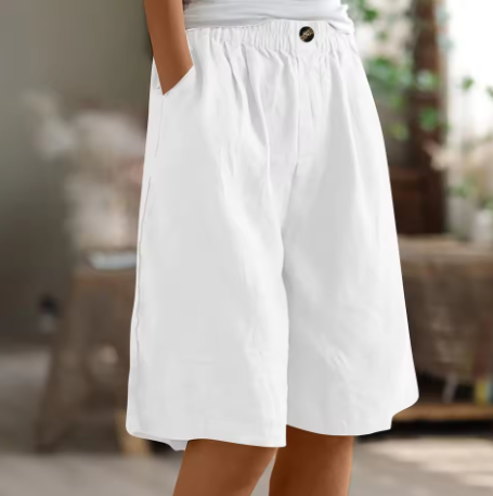Carmella – Loose shorts for leisure