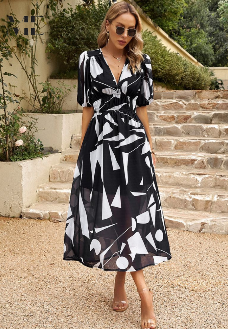 Aria - Elegant Women's Dress