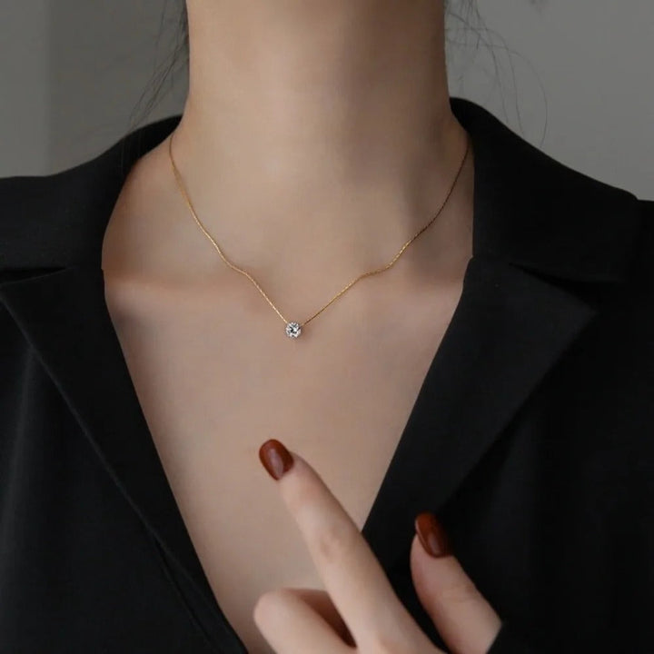 Cléa Moissanite Gemstone Necklace