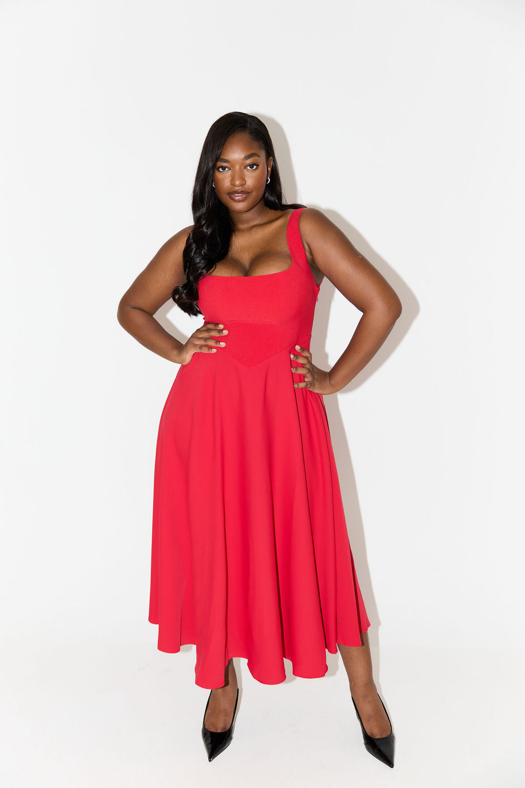Amelia | Timeless Flowy Midi Dress