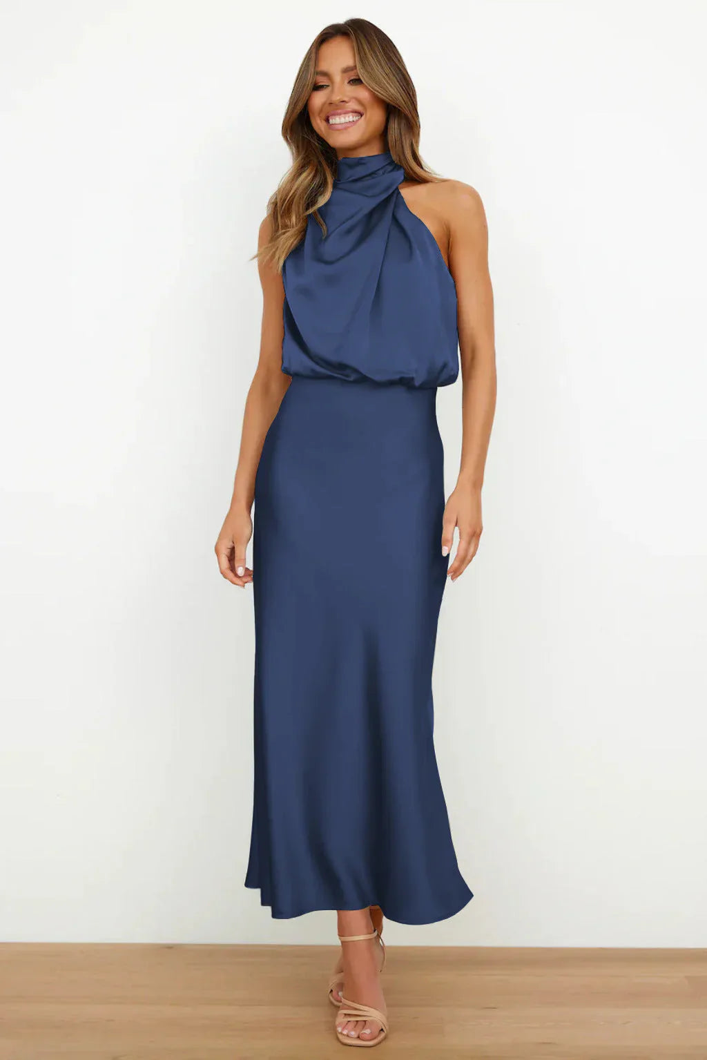Veronica  - Perfectly Styled Dress